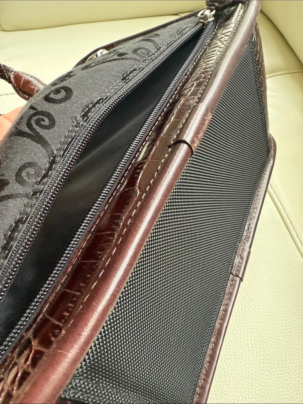 Brighton‎ Travel Cosmetic Case